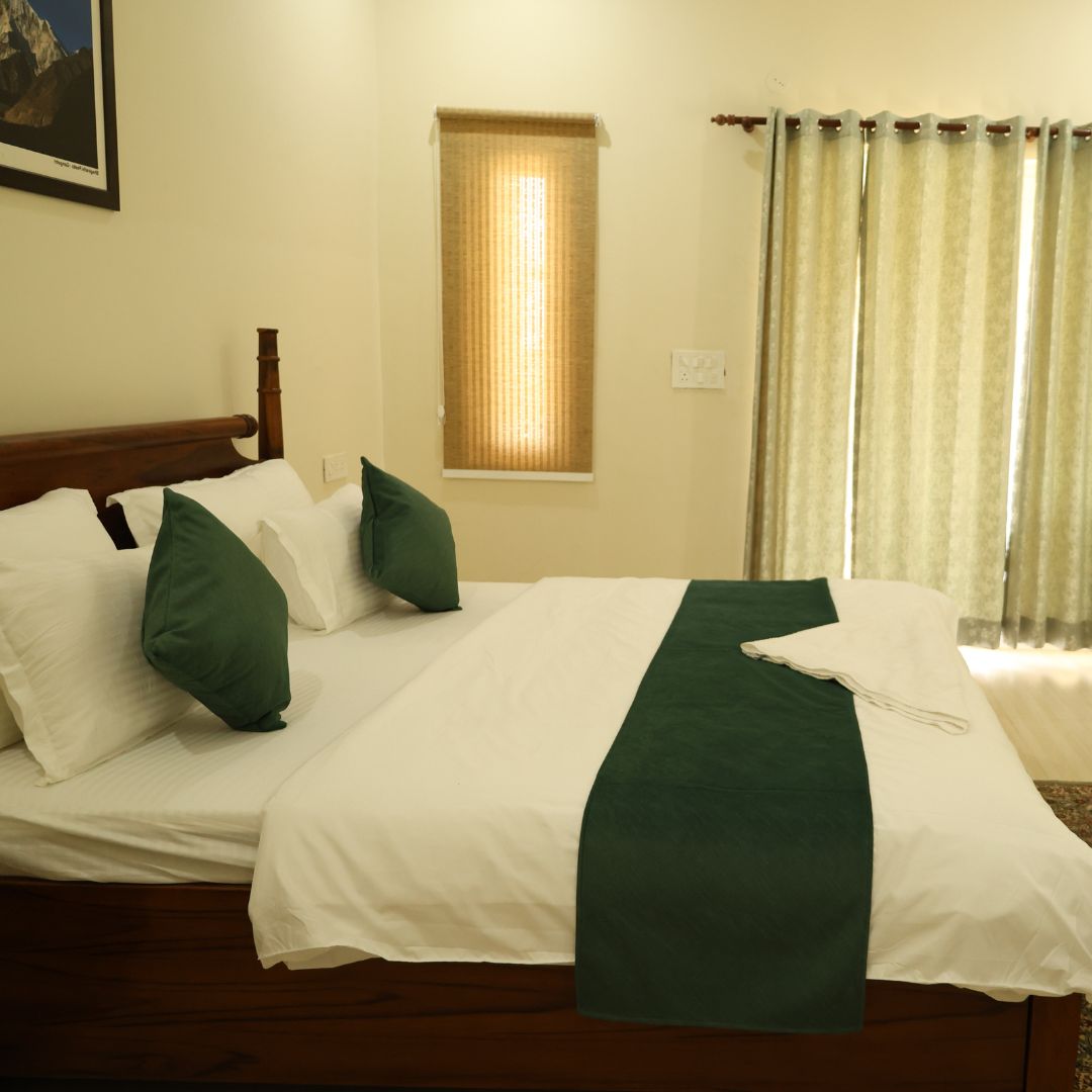 Luxury Cottage Room