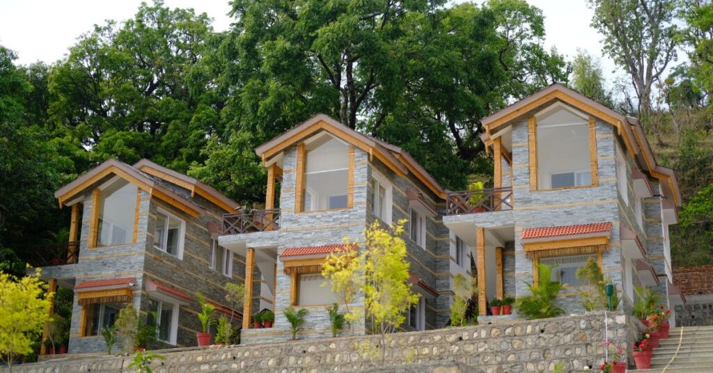 Best hotels in thano dehradun