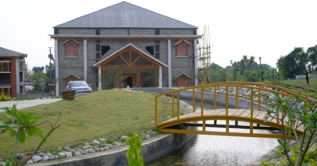 Best place to stay in Rishikesh