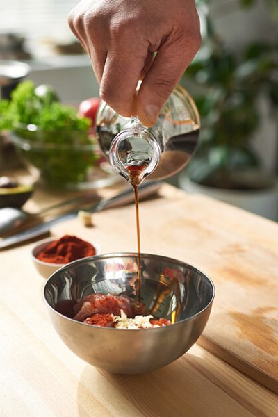 chef-making-salad-2022-02-01-22-40-03-utc.jpg chef-making-salad-2022-02-01-22-40-03-utc.jpg